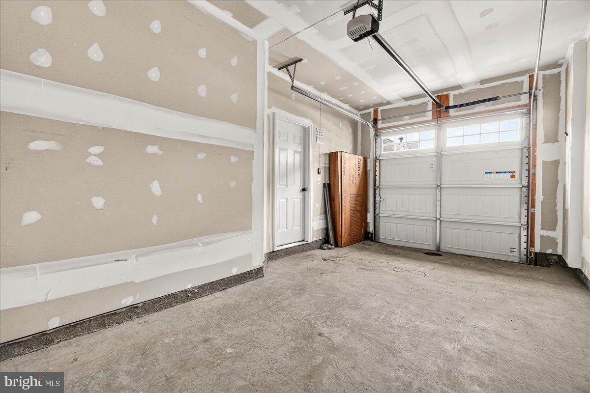 115 Spring Bank Way Property Photo 77