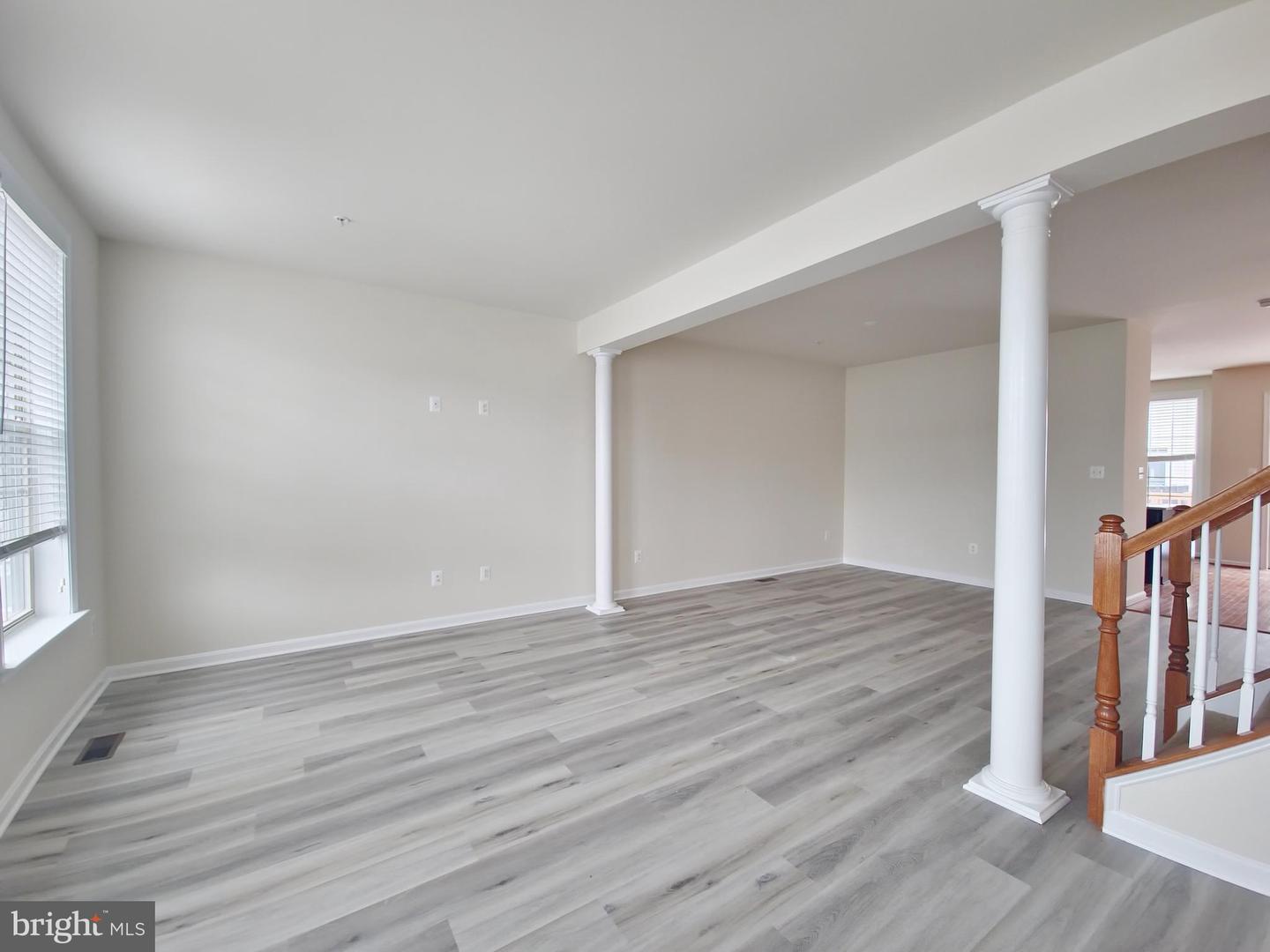 4705 Verdana Loop Property Photo 7