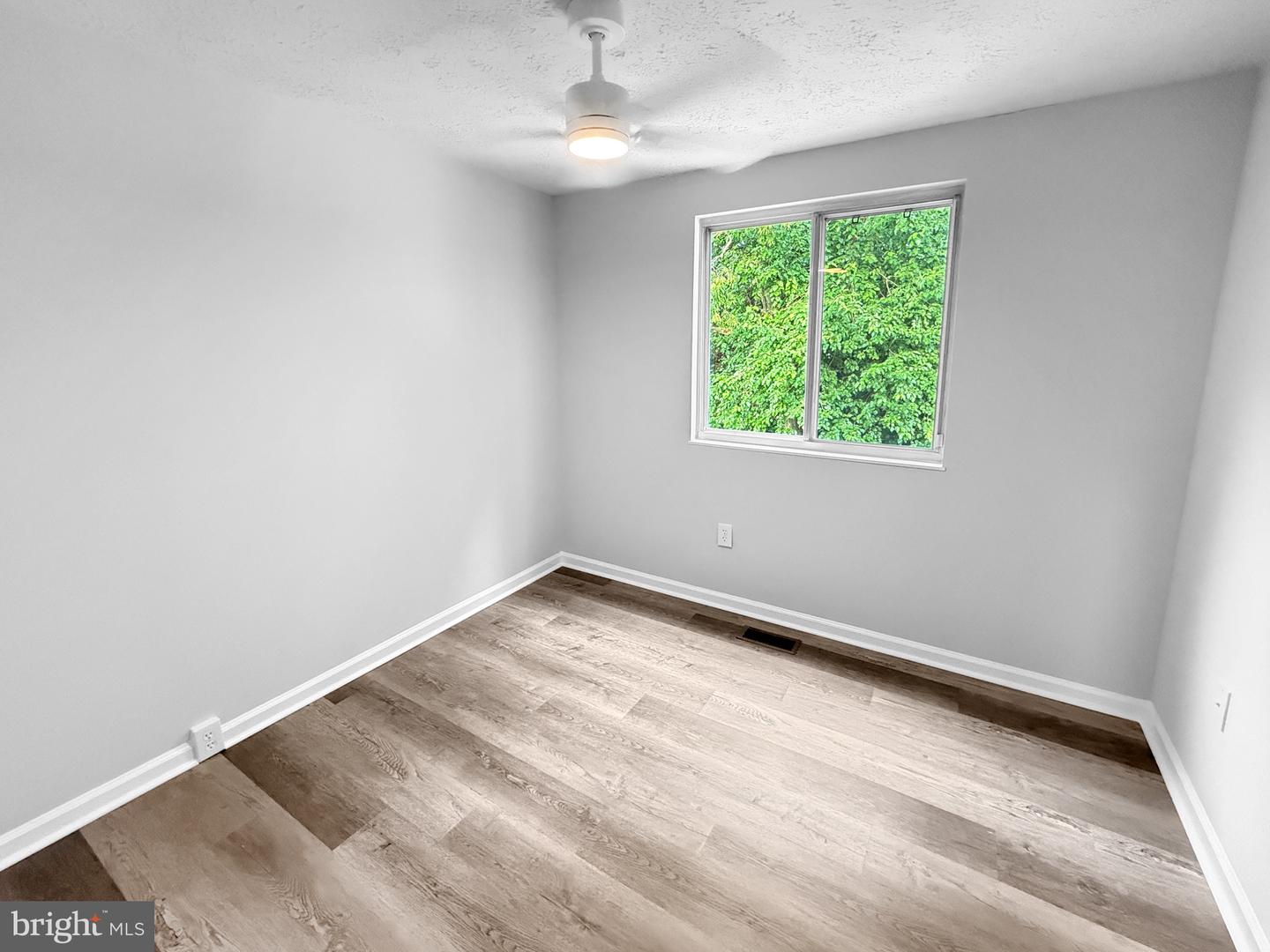 6723 Kernel Ct Property Photo 6
