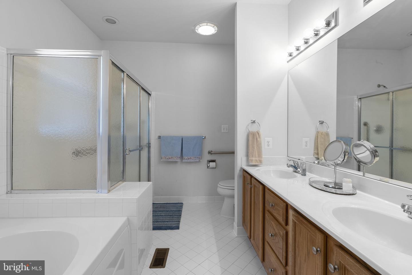 MDFR2087144 Property Photo 22