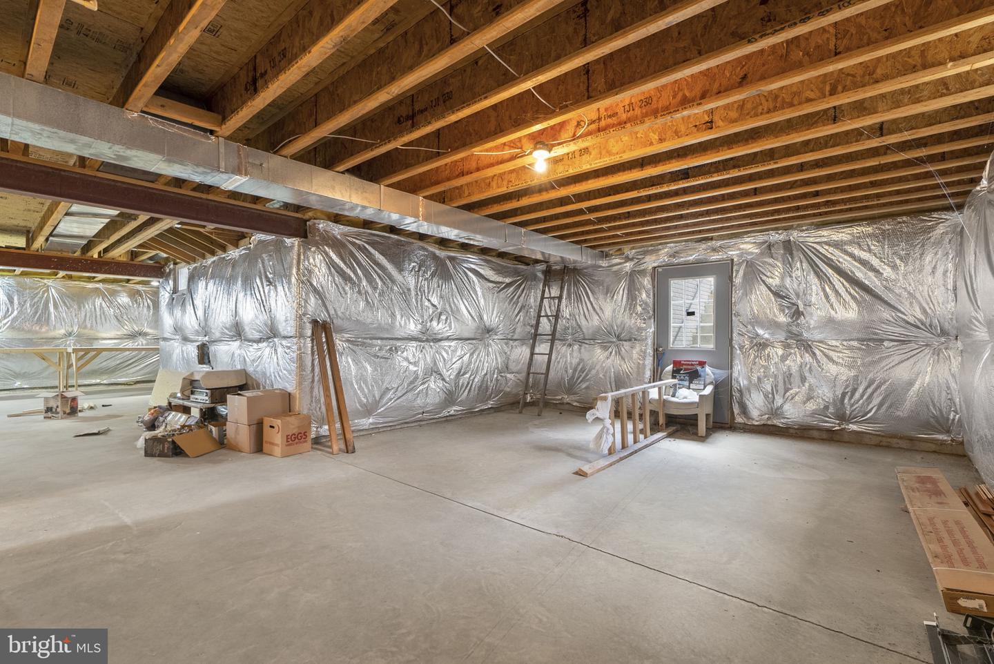 MDFR2087144 Property Photo 28