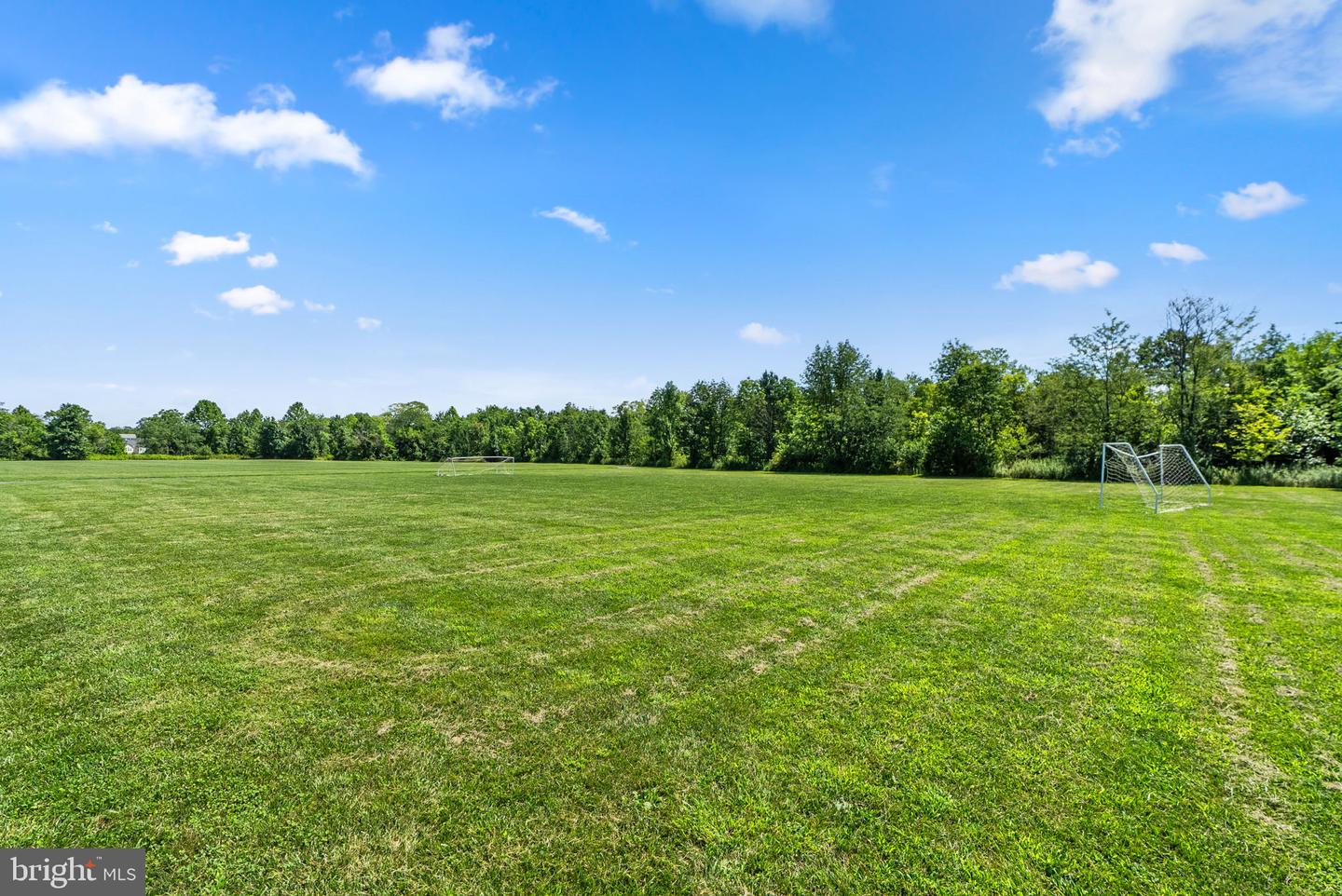 MDFR2087144 Property Photo 44