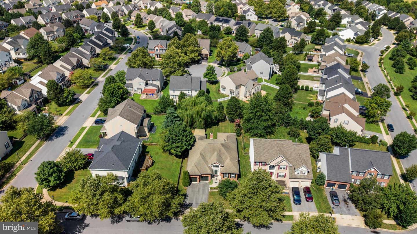 MDFR2087144 Property Photo 48