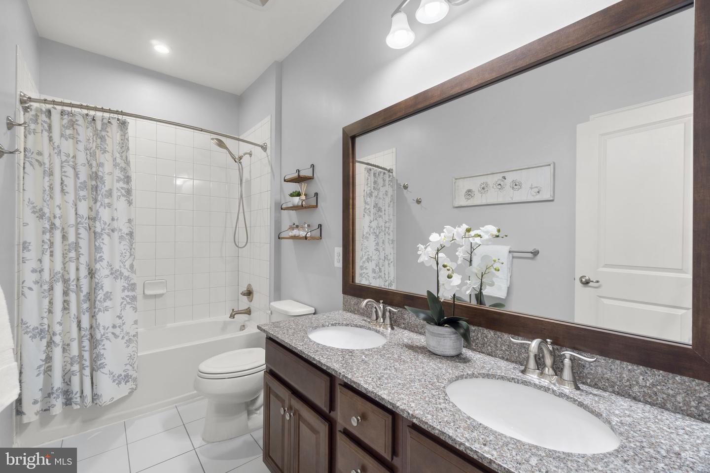 11033 Hazelnut Ln Property Photo 33