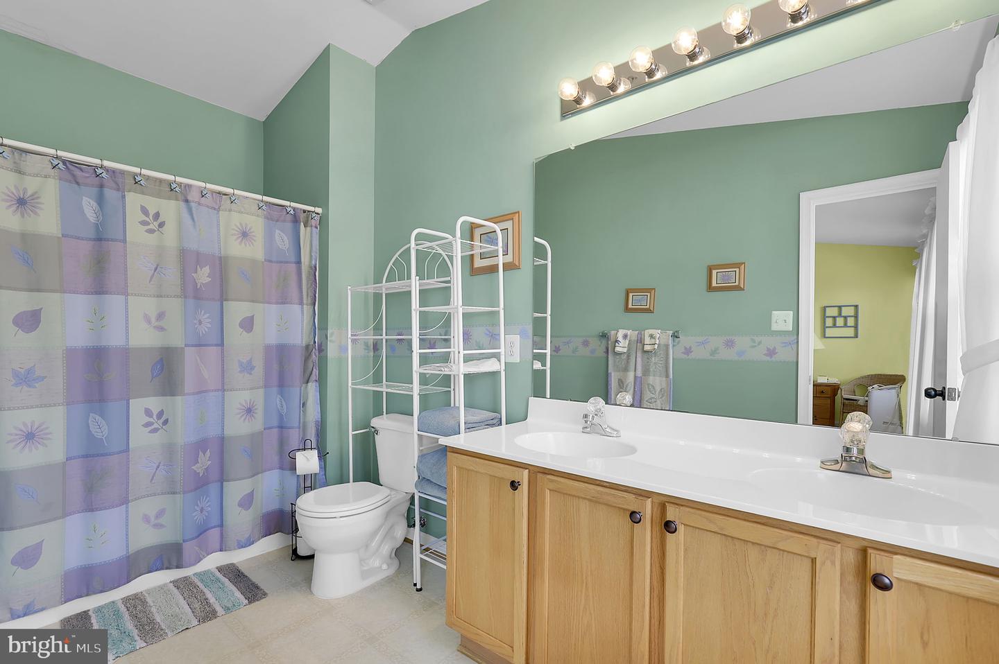 5060 Croydon Ter Property Photo 25