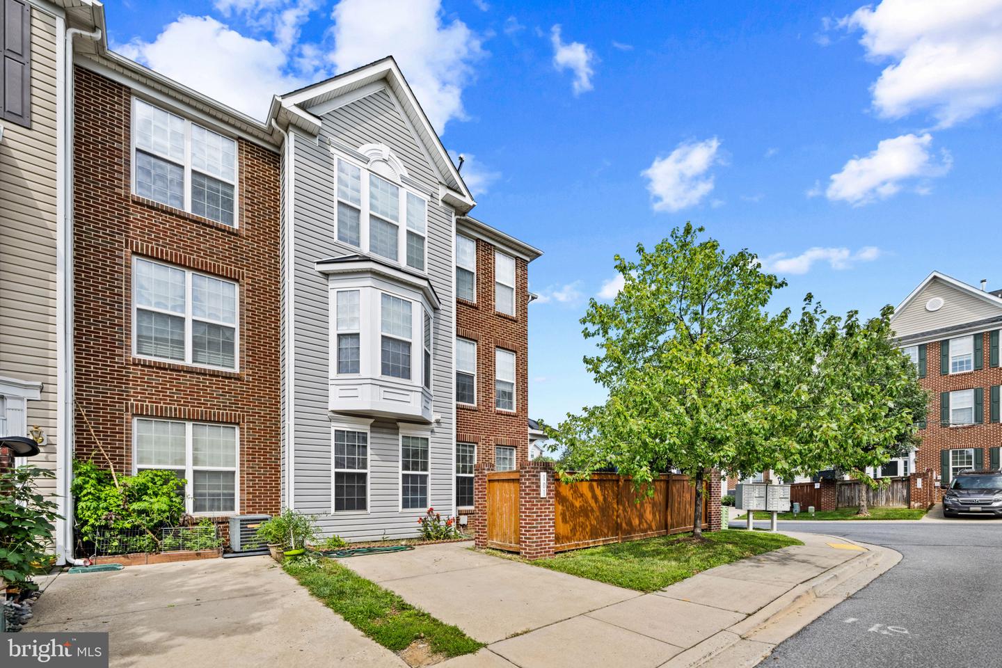 101 LEATHER FERN WAY