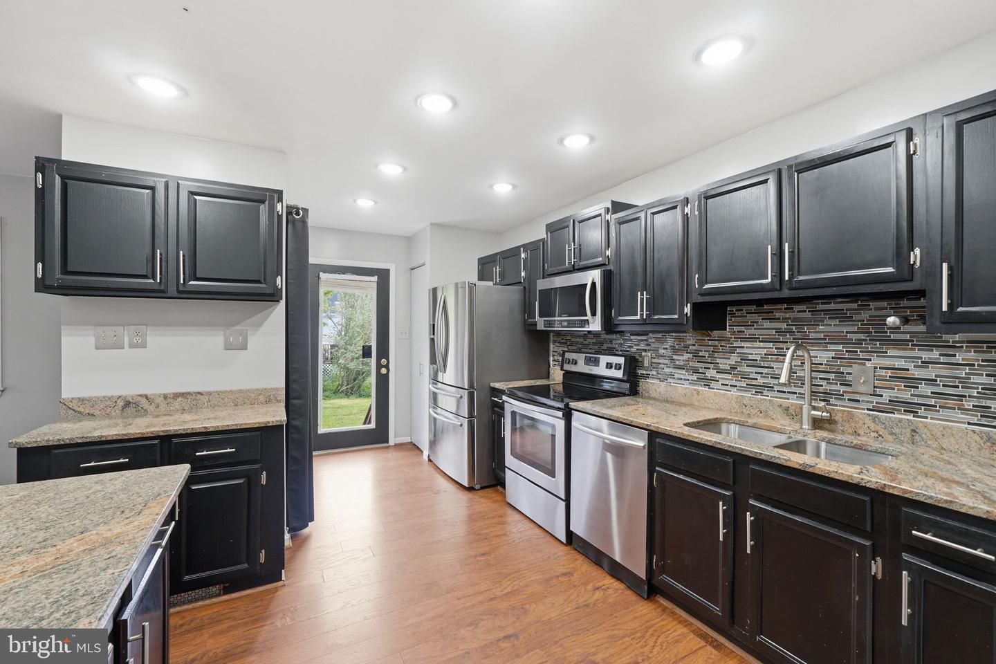 10706 S Glade Ct S #na Property Photo 7