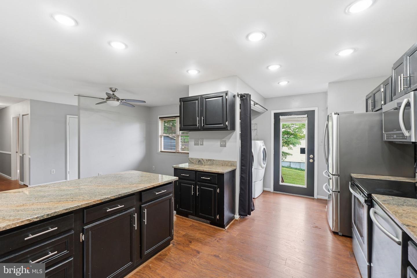 10706 S Glade Ct S #na Property Photo 9