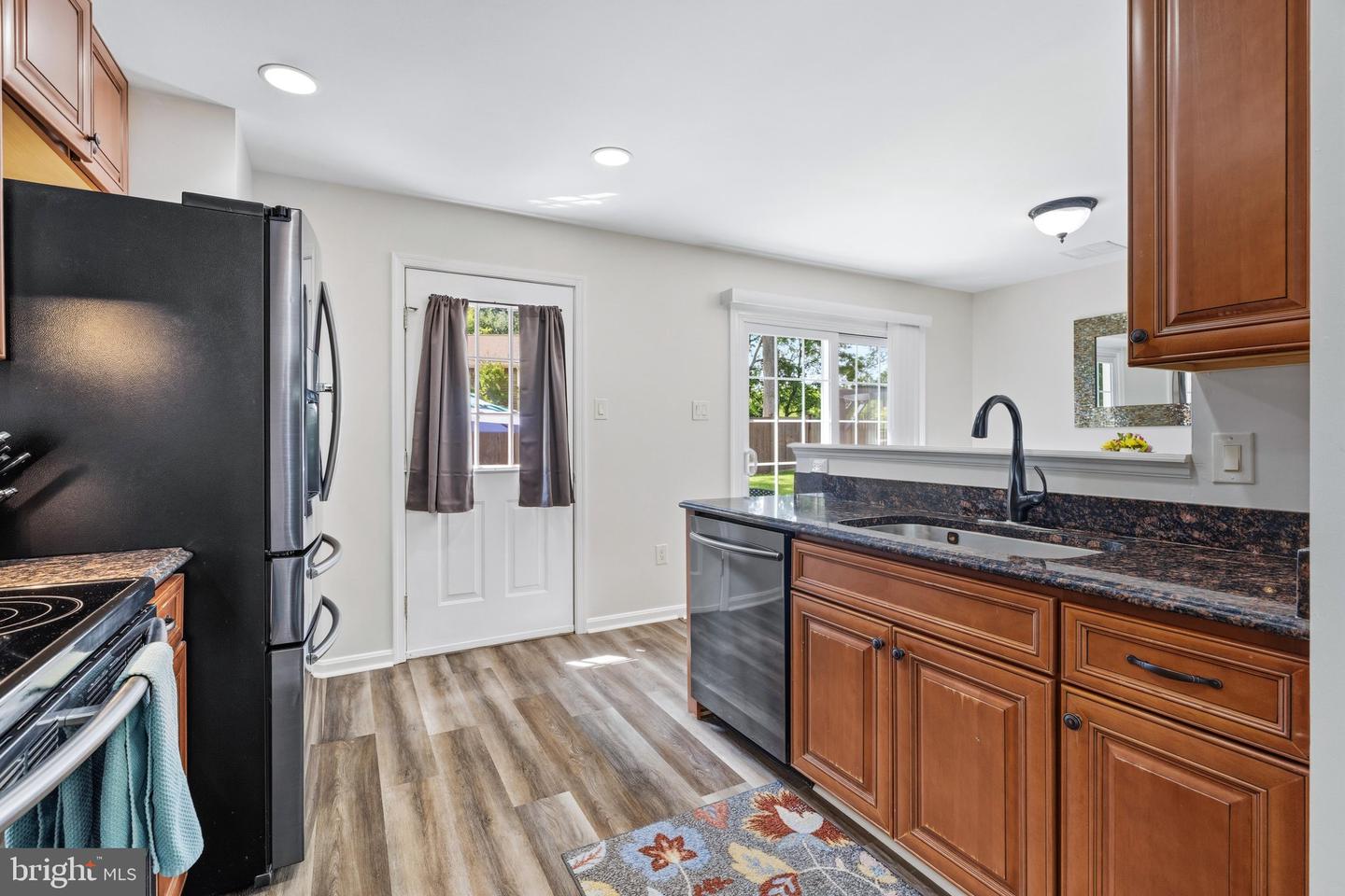 10101 Golden Eye Ct Property Photo 17