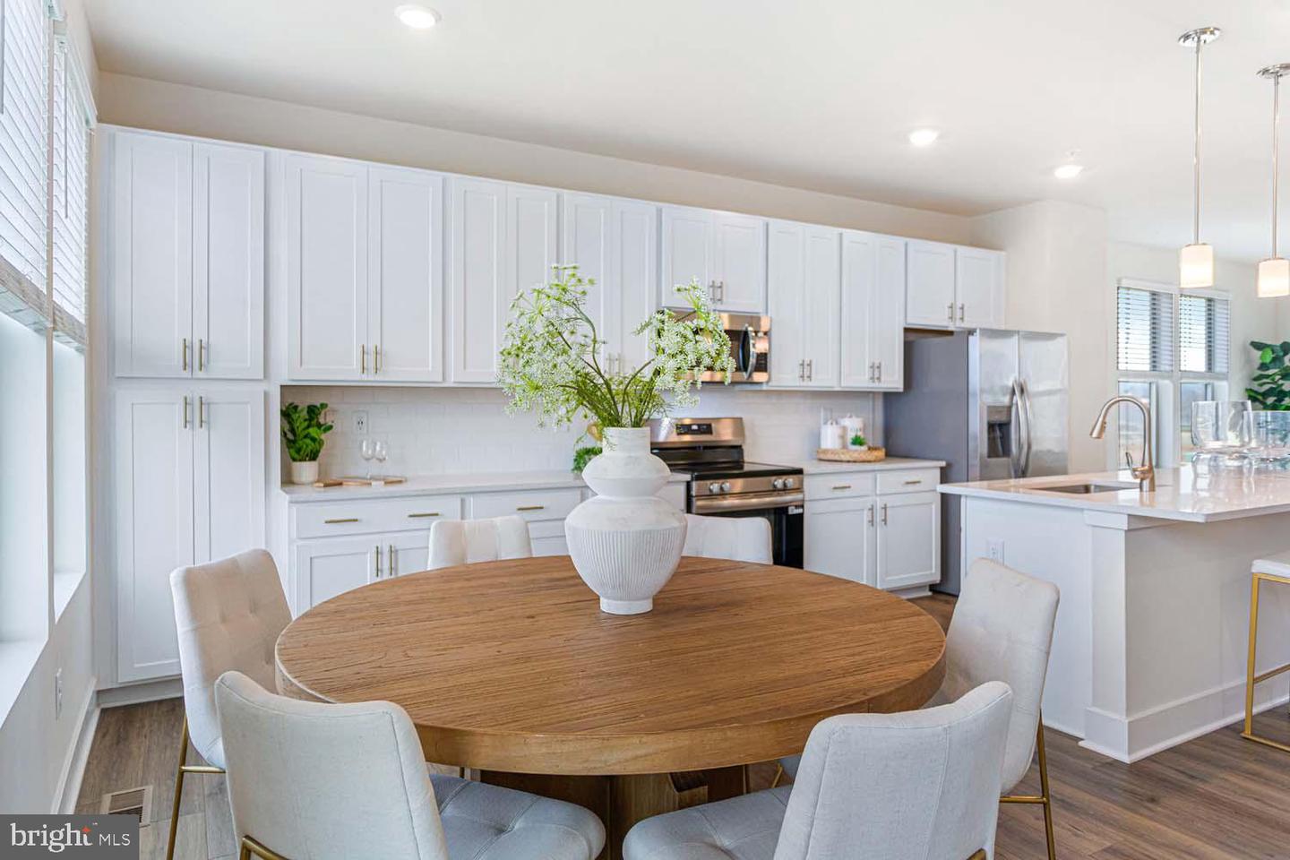 233 Matilda Property Photo 12