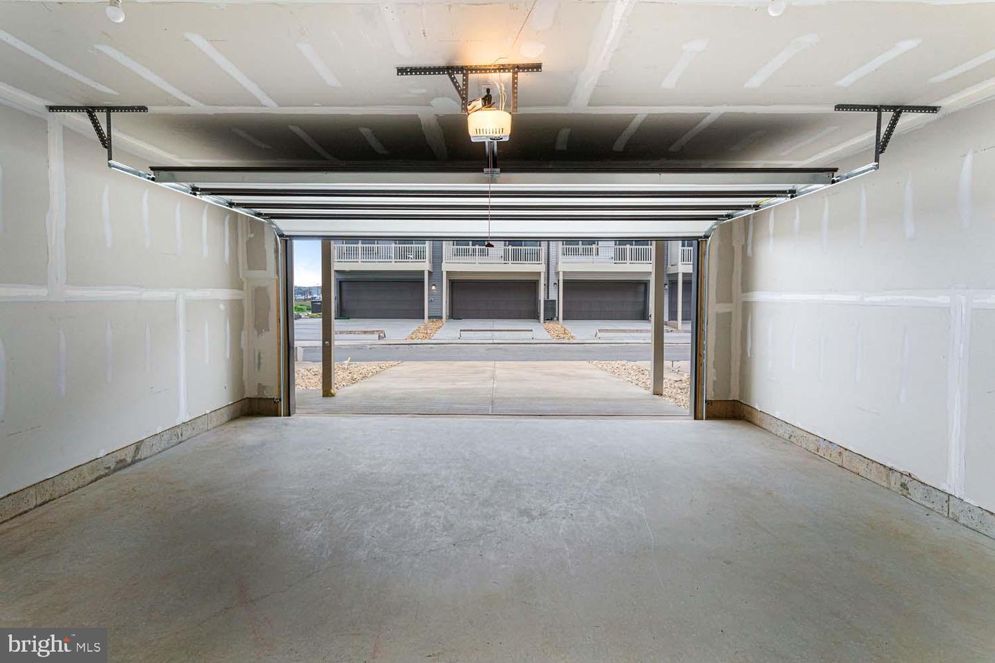 233 Matilda Property Photo 26