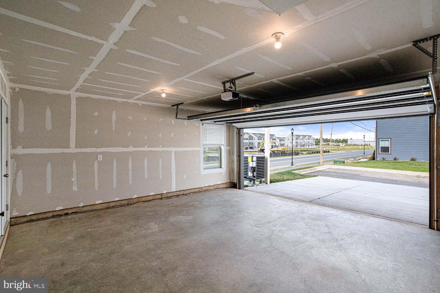 233 Matilda Property Photo 28