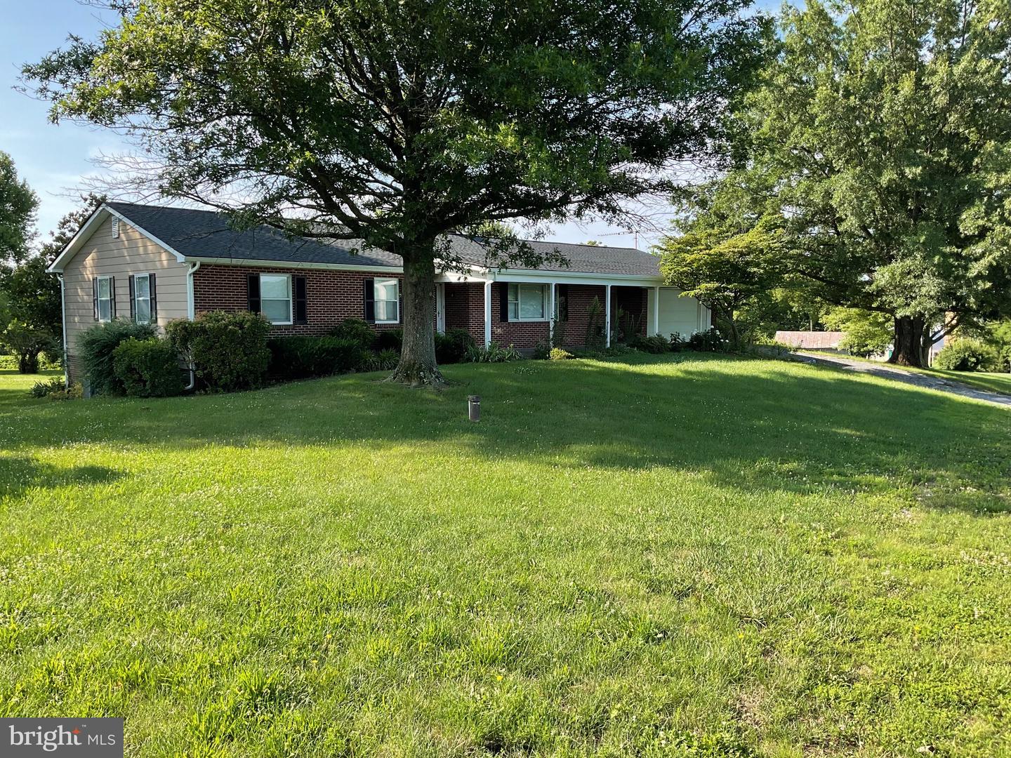 5124 Cap Stine Rd Property Photo 1