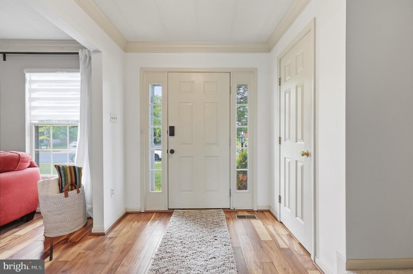 9059 Allington Manor Cir W Property Photo 4