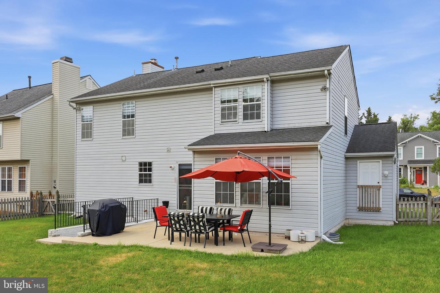 9059 Allington Manor Cir W Property Photo 38