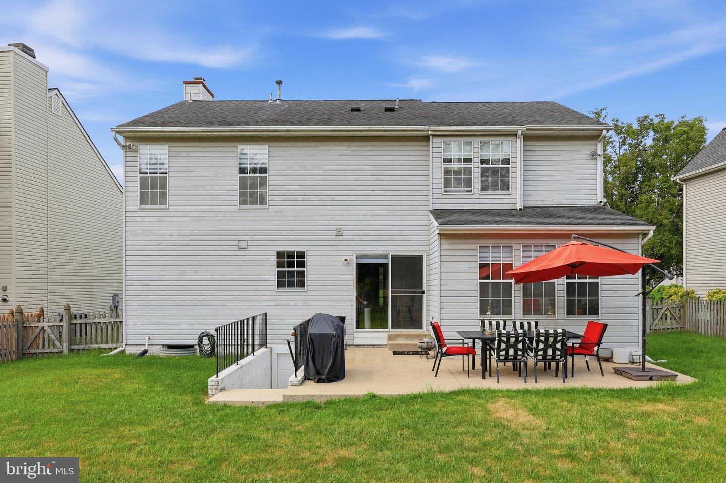 9059 Allington Manor Cir W Property Photo 39