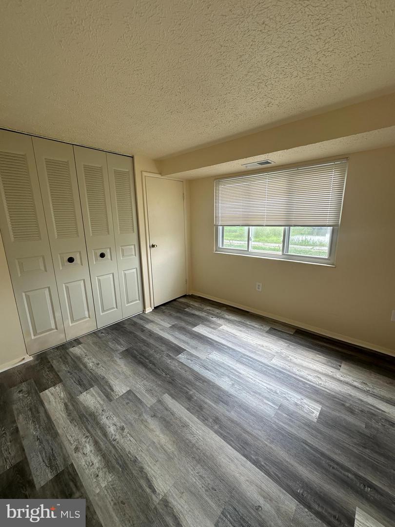 550 Heather Ridge Dr #g Property Photo 3