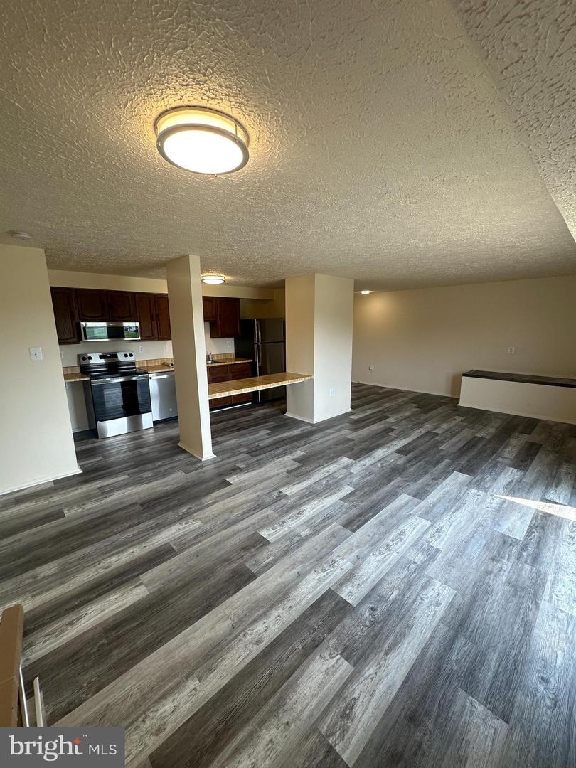 550 Heather Ridge Dr #g Property Photo 12