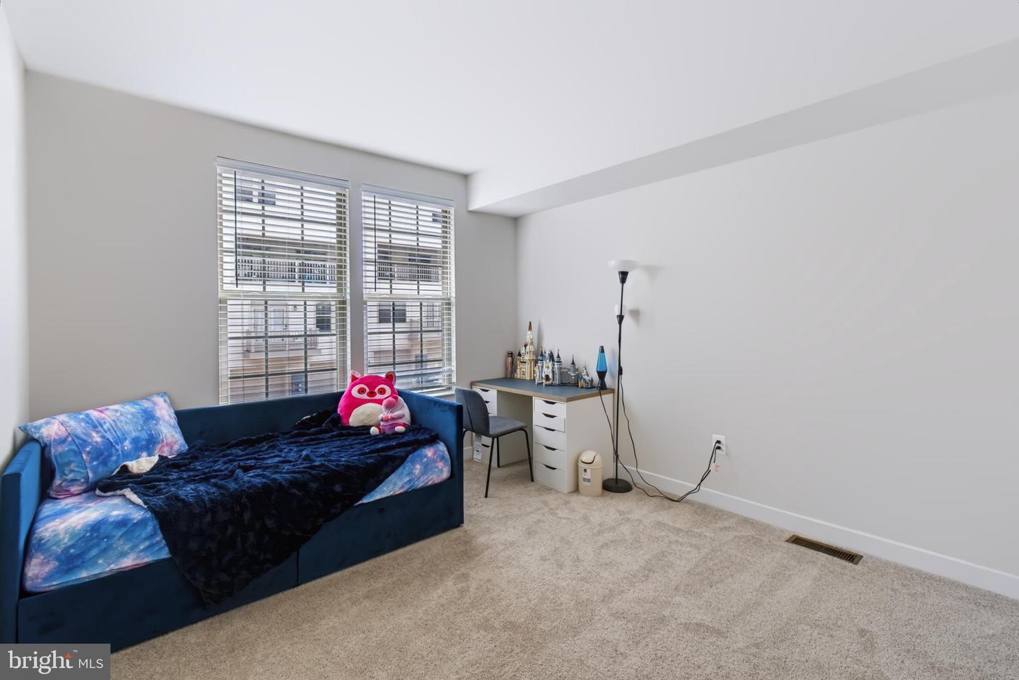 5920 Etterbeek St Property Photo 17