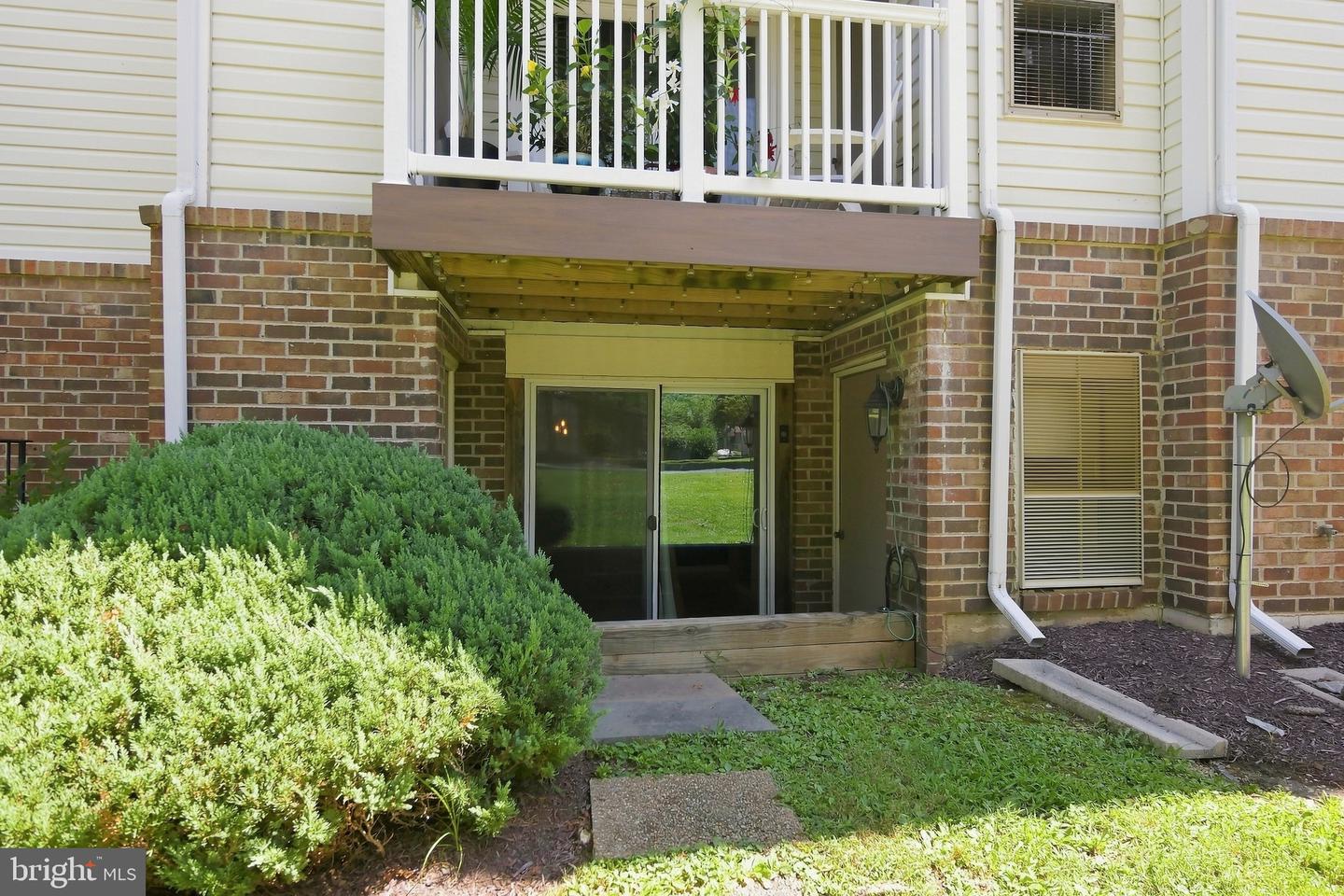 803 Stratford Way #b Property Photo 3