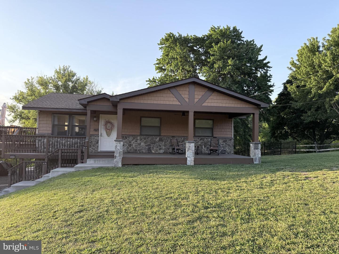 6916 Linganore Rd Property Photo 1
