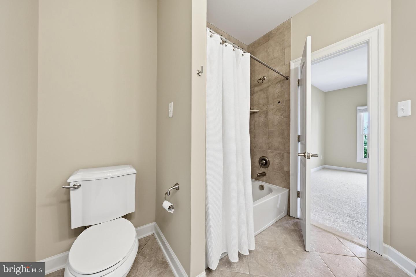 6248 Jefferson Blvd Property Photo 36