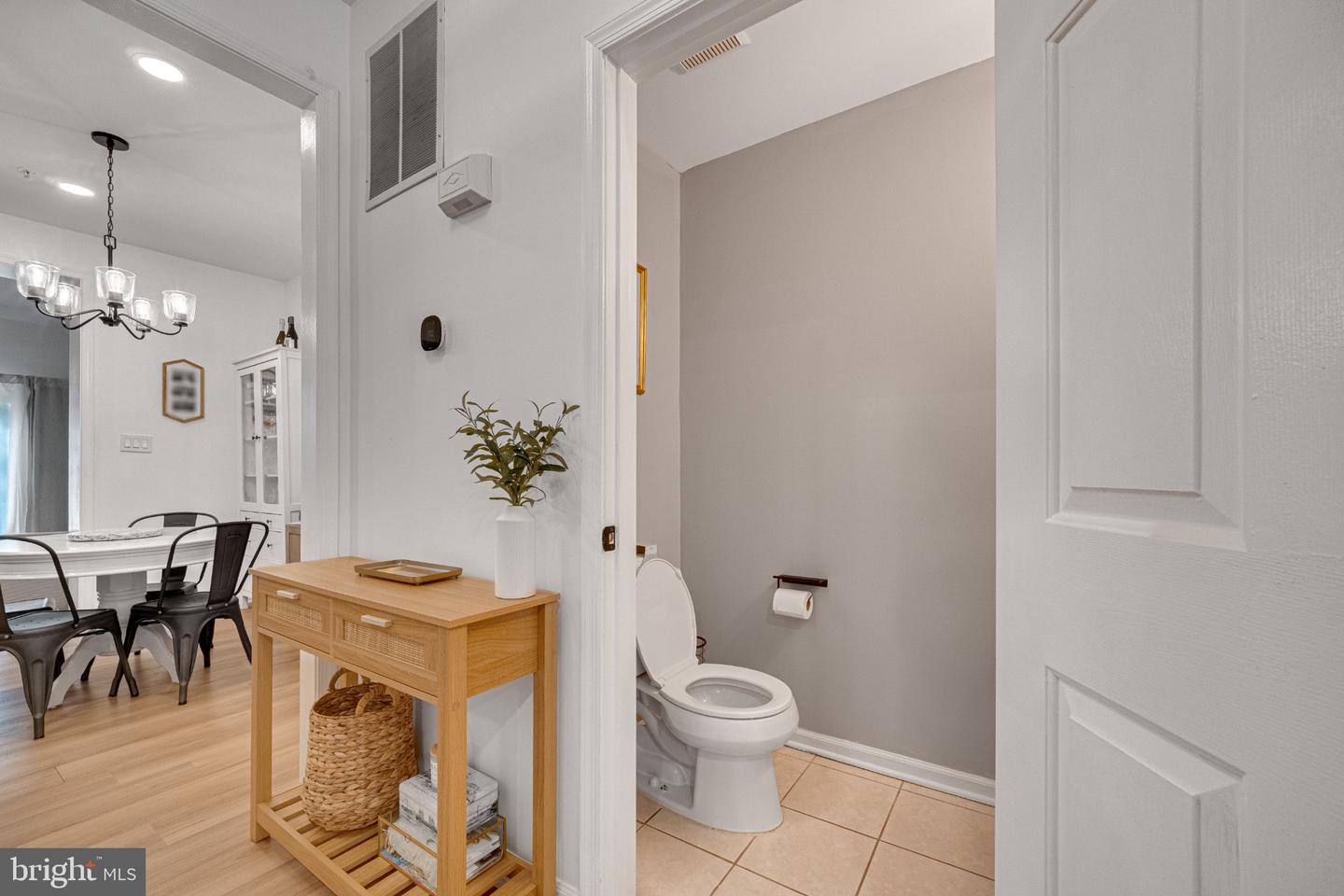 6011 Newport Ln Property Photo 12