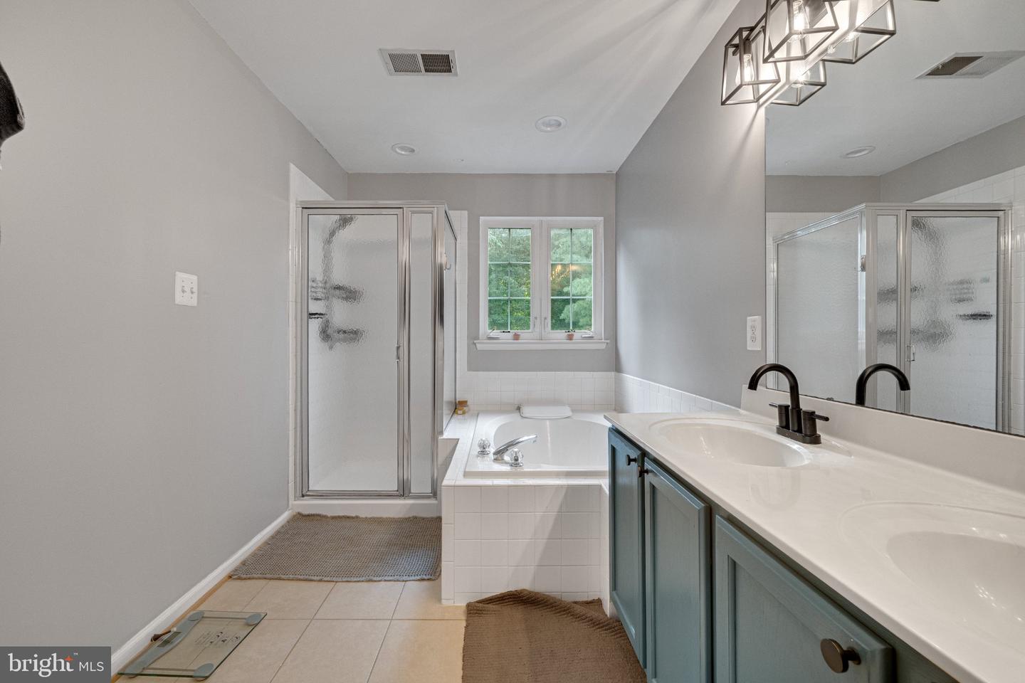 6011 Newport Ln Property Photo 16