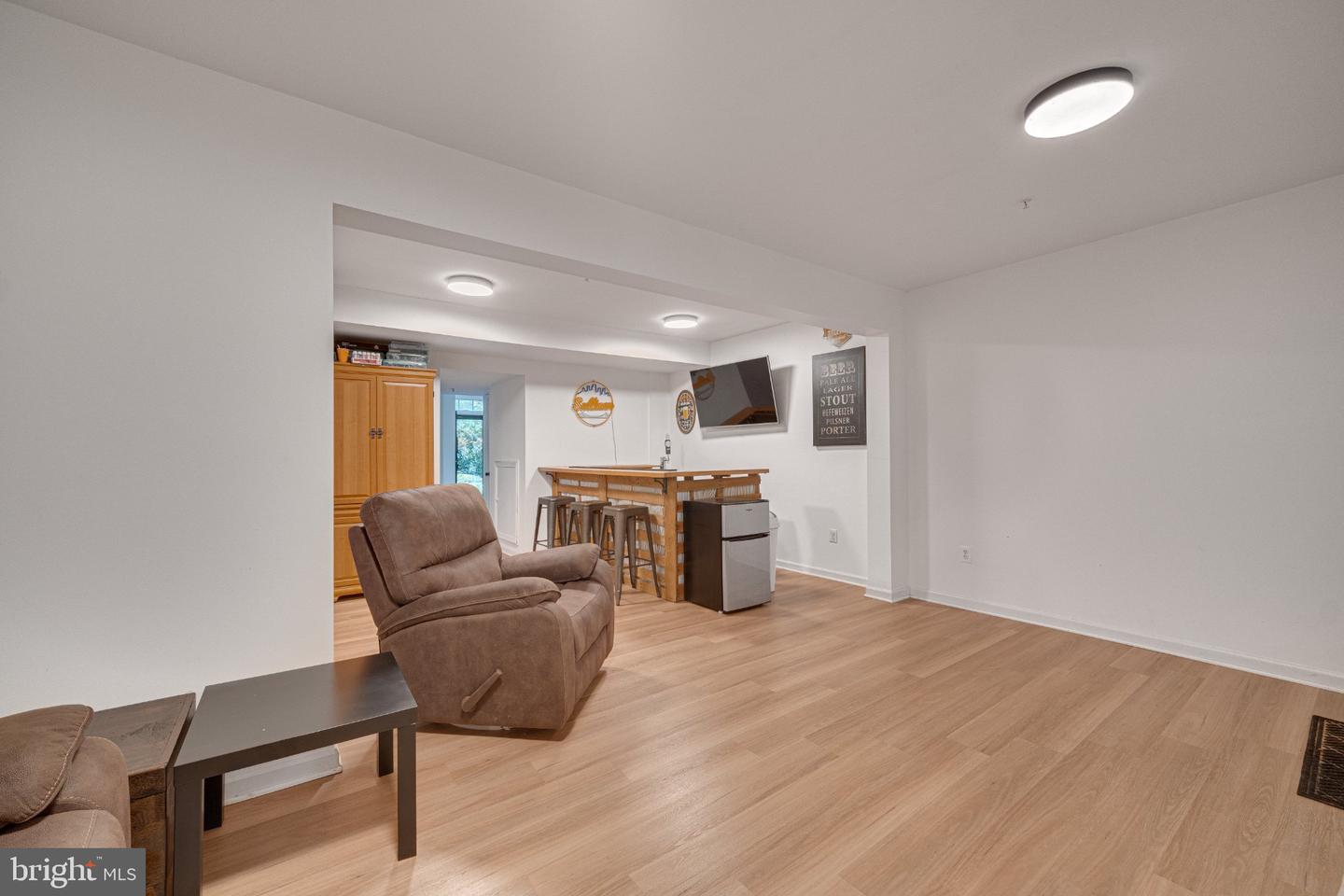6011 Newport Ln Property Photo 27