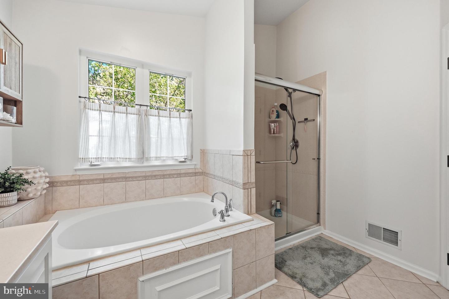 4213 Wallingford Ct Property Photo 31