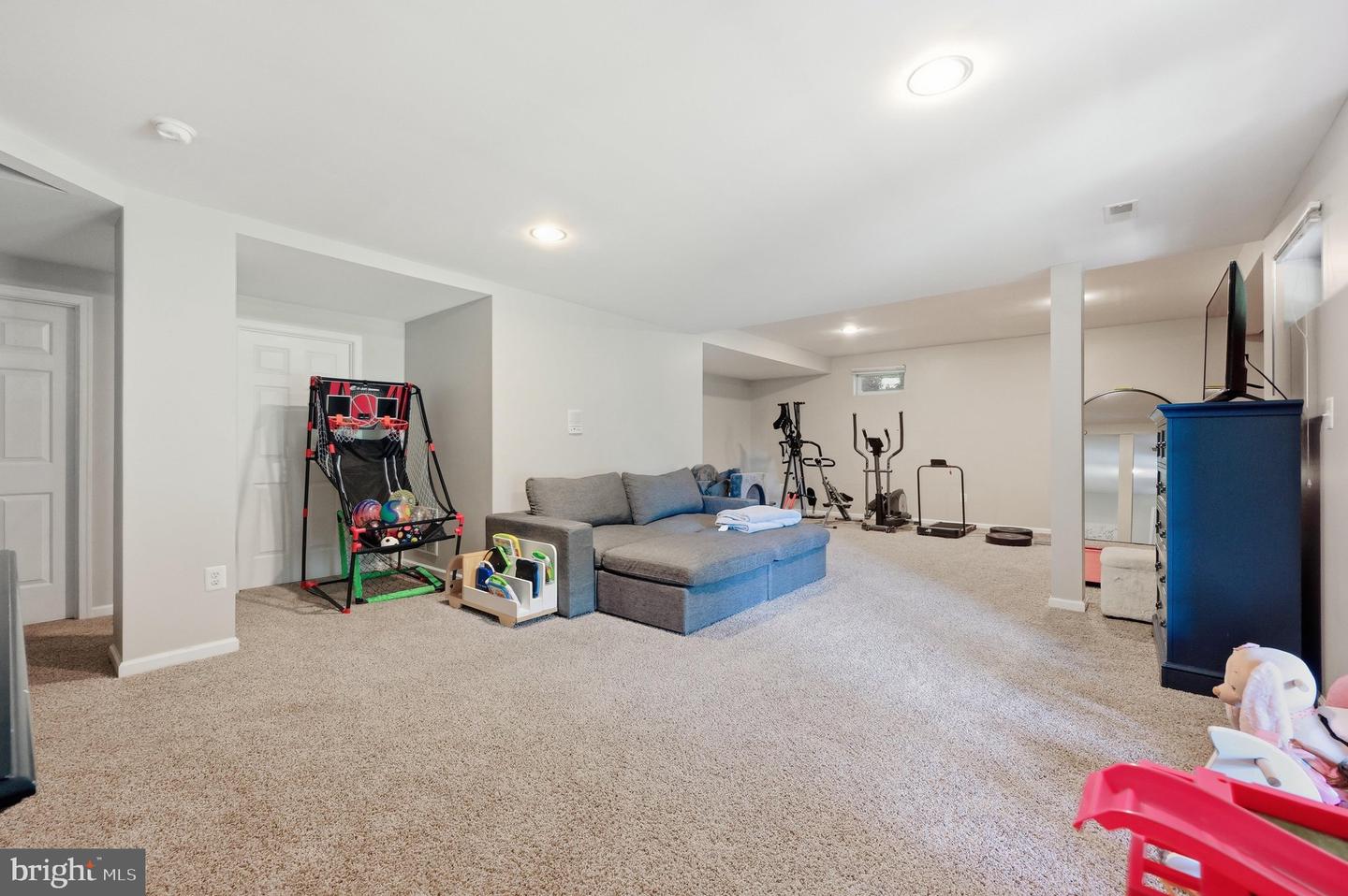 4213 Wallingford Ct Property Photo 38