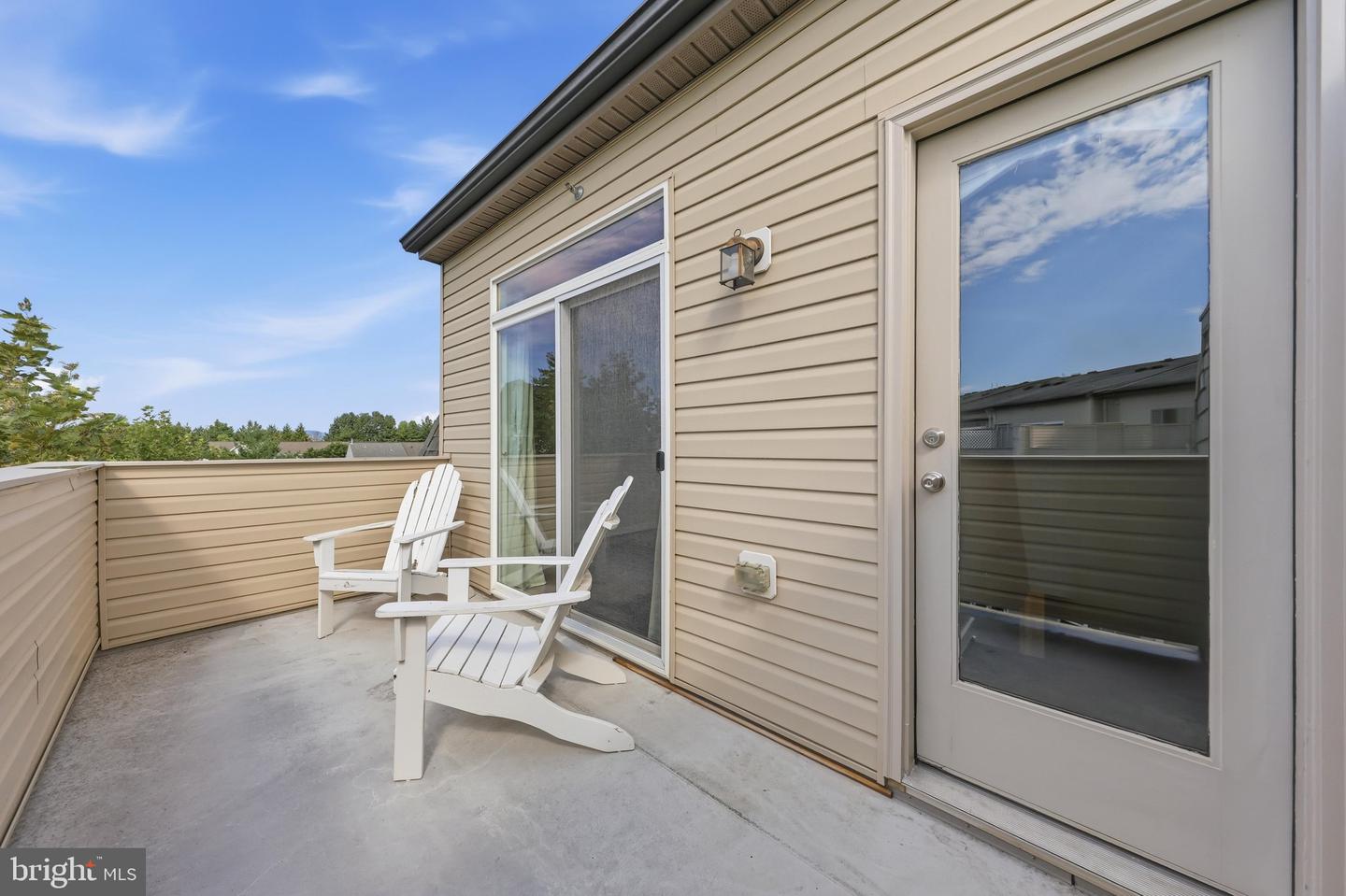 1402 Wheyfield Dr Property Photo 39