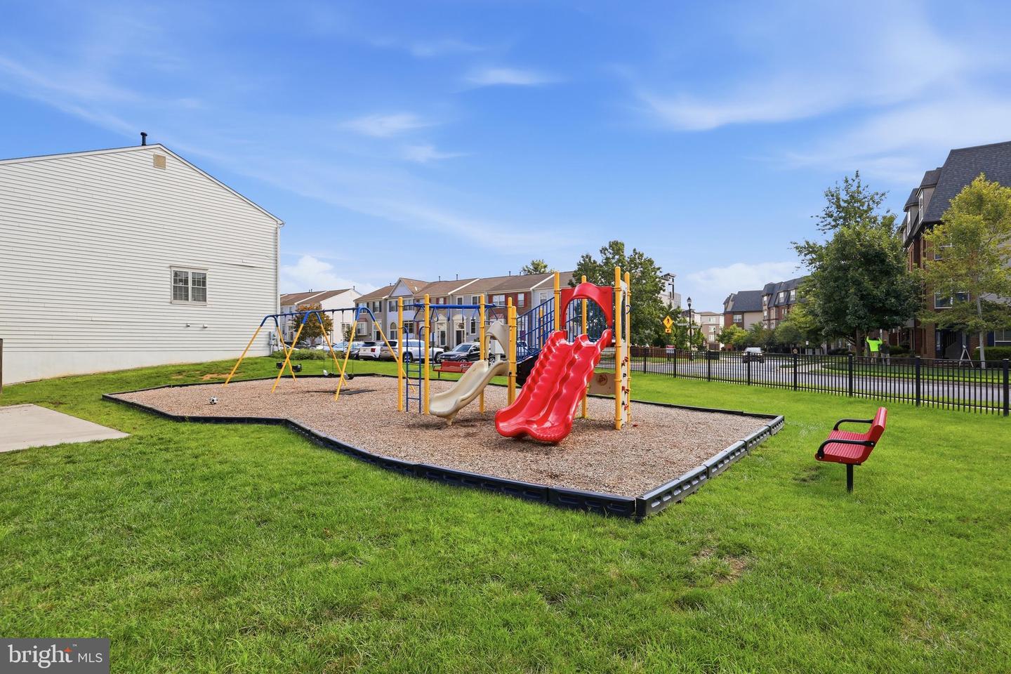 1402 Wheyfield Dr Property Photo 41