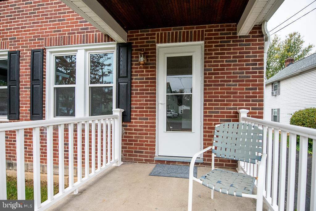 11 Fulton Ave Property Photo 3