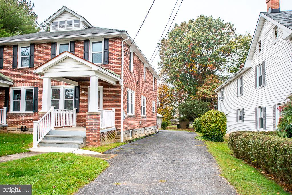 11 Fulton Ave Property Photo 4