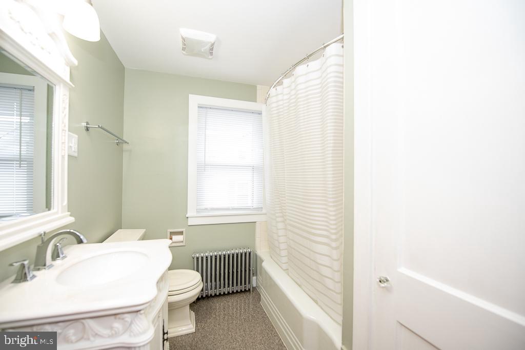 11 Fulton Ave Property Photo 17