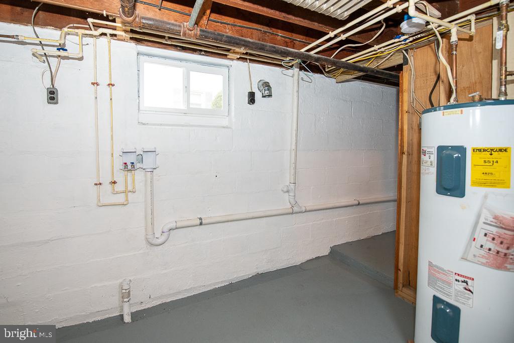 11 Fulton Ave Property Photo 27