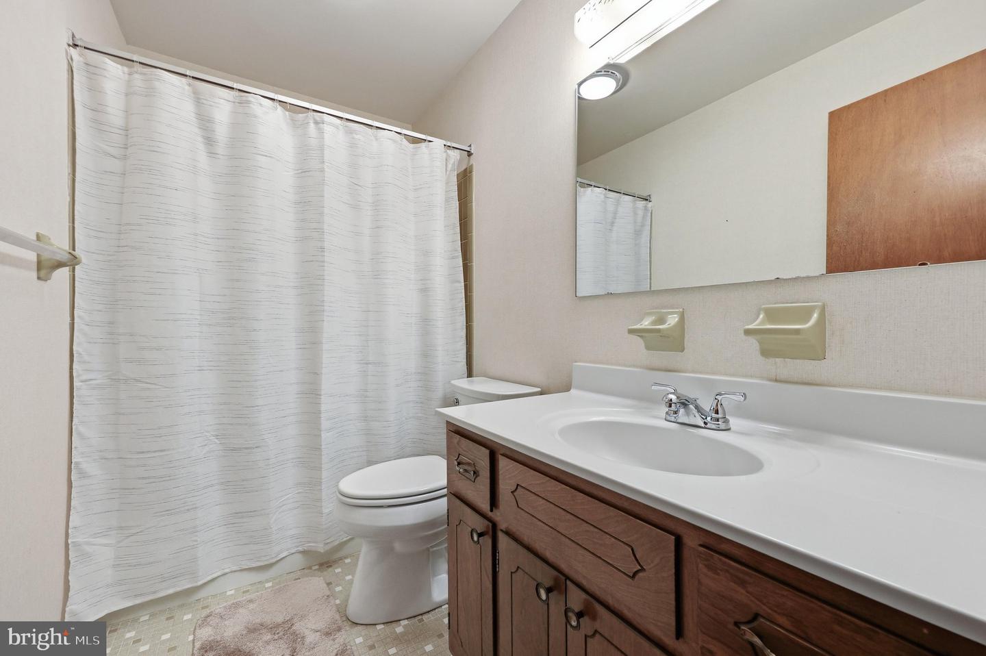 8117 Runnymeade Dr Property Photo 41