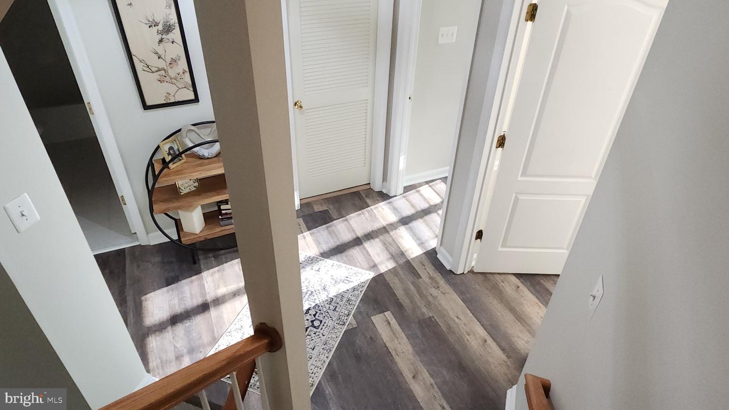 107 Swallow Pointe Ct Property Photo 18