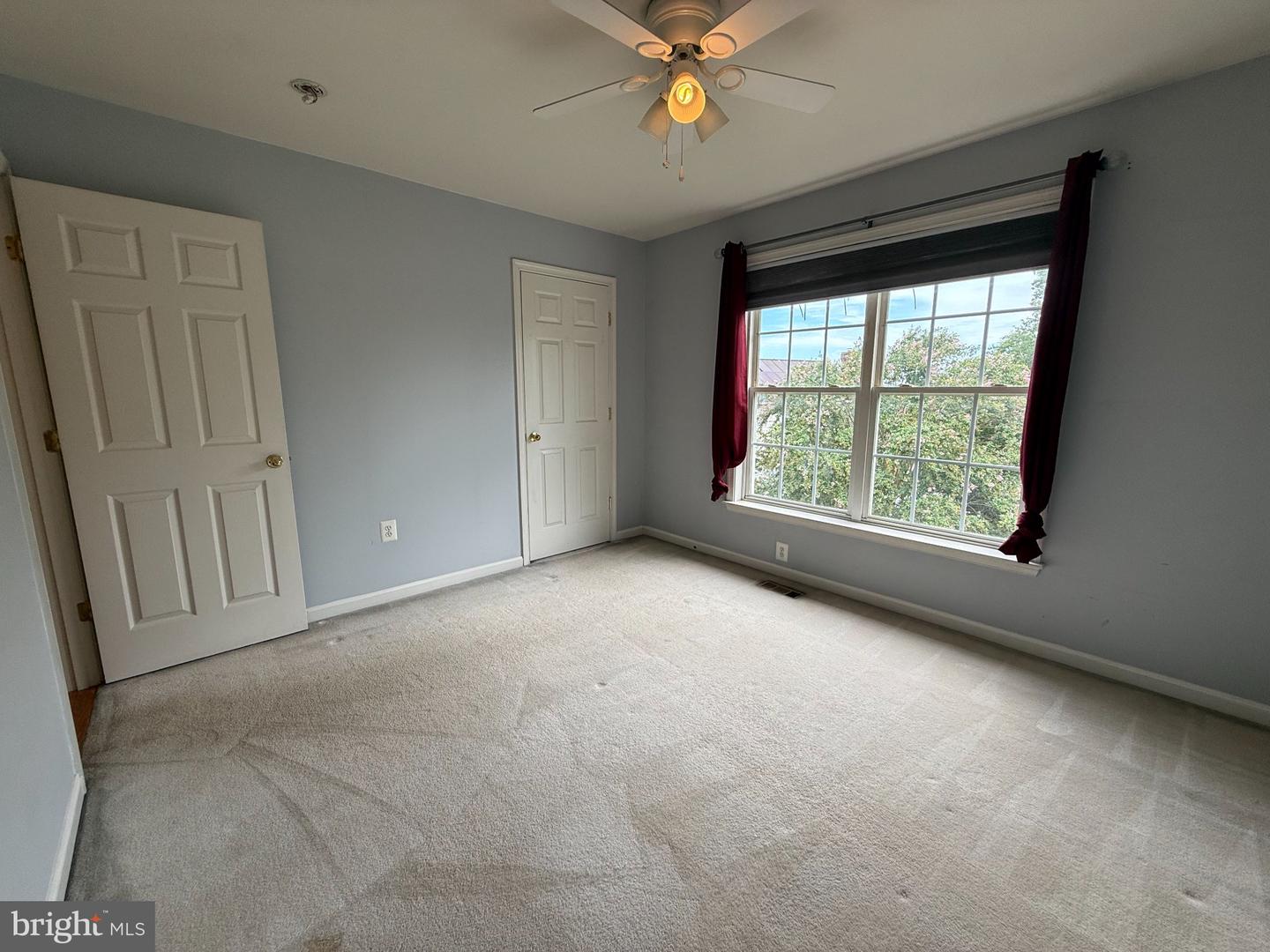 2242 W Greenleaf Dr W Property Photo 24