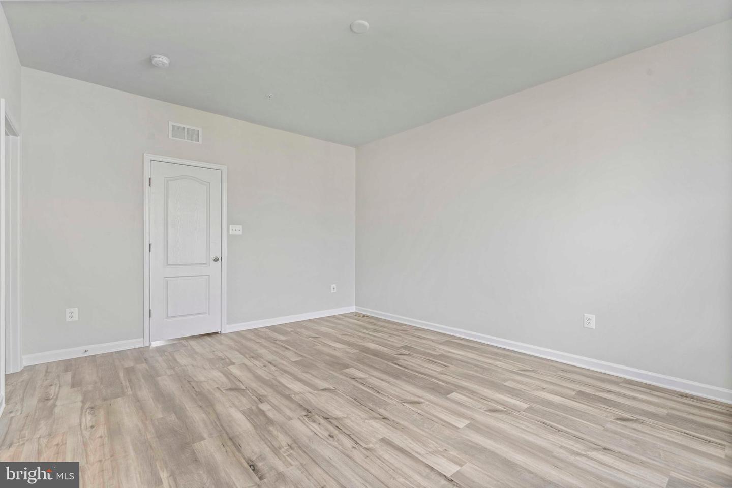 5903 Garden Walk Dr Property Photo 20