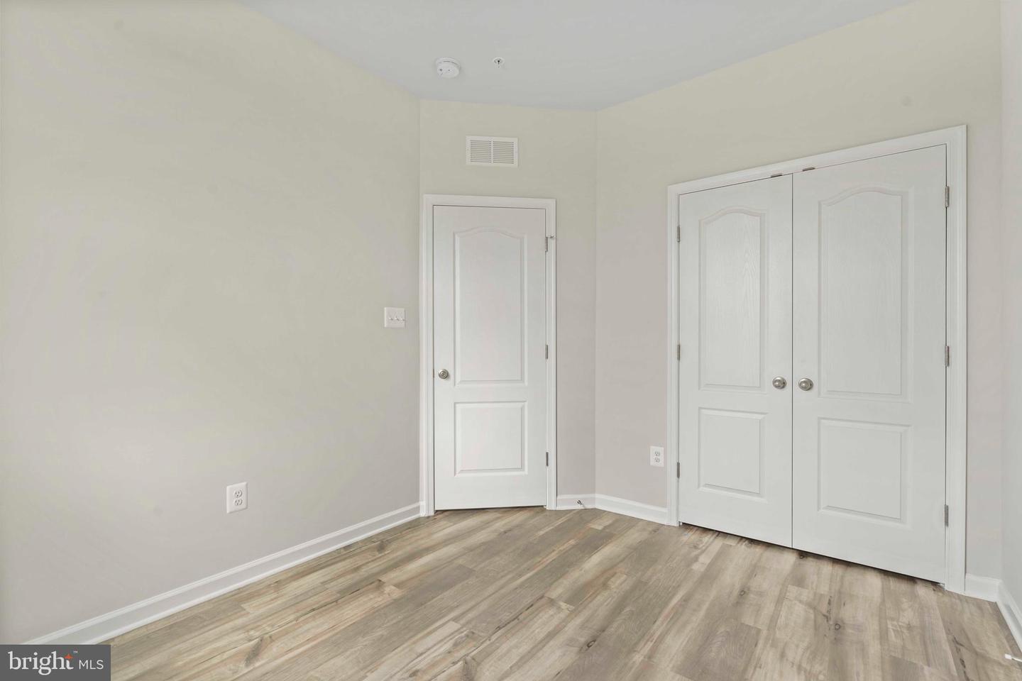 5903 Garden Walk Dr Property Photo 23