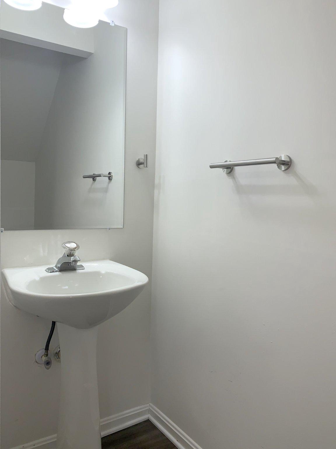 126 Ice Property Photo 12