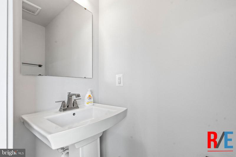 5316 Witch Hazel Ln Property Photo 15