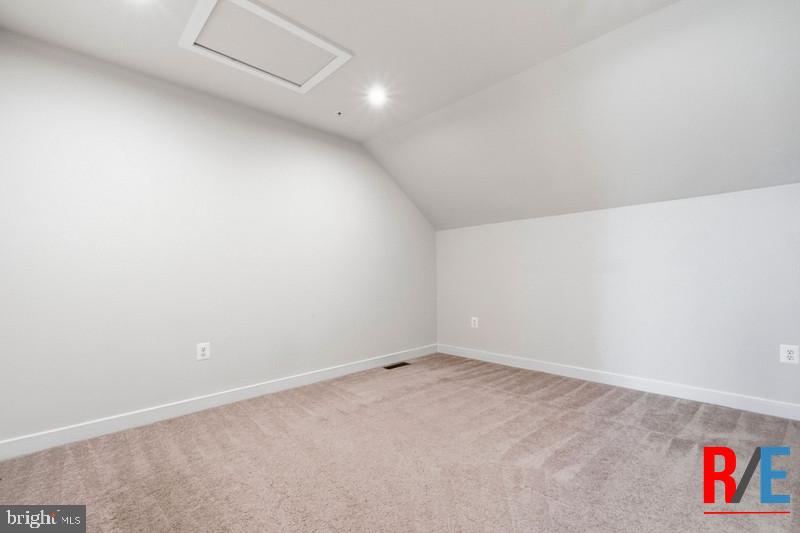 5316 Witch Hazel Ln Property Photo 33