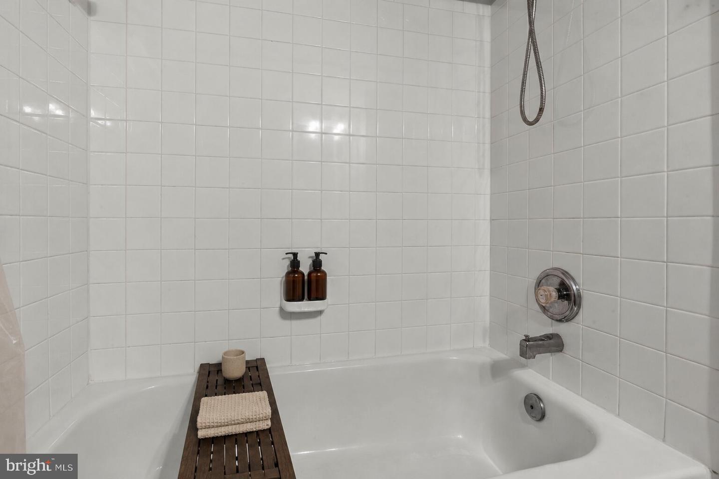 1013 Collindale Ave Property Photo 38