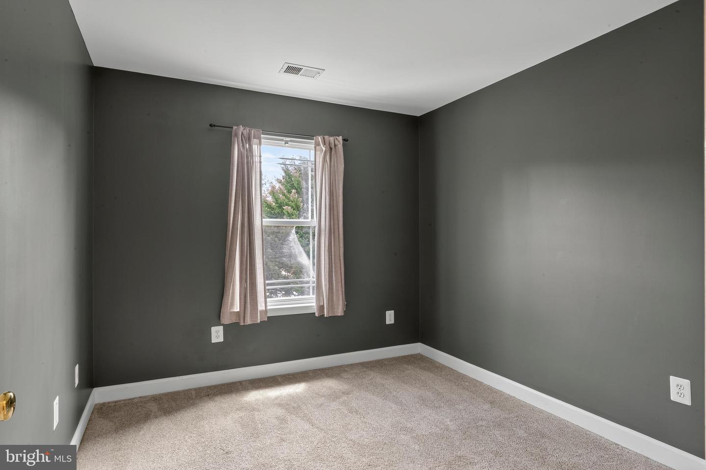 1013 Collindale Ave Property Photo 40