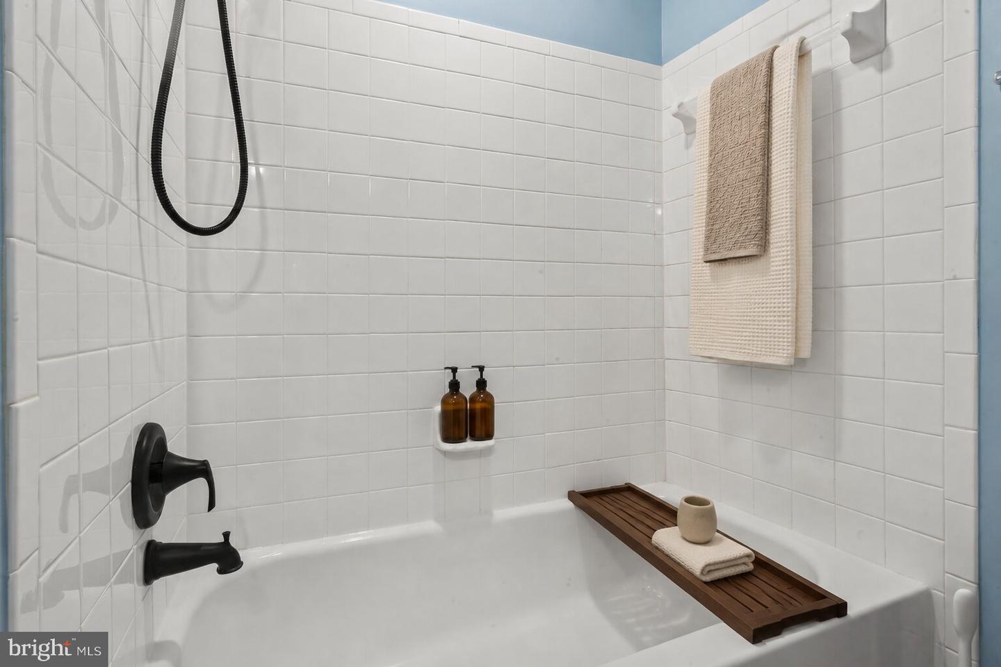 1013 Collindale Ave Property Photo 48