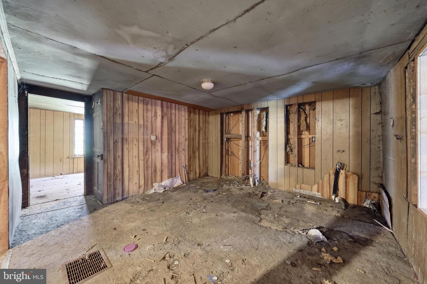 14417 Ridenour Rd Property Photo 8