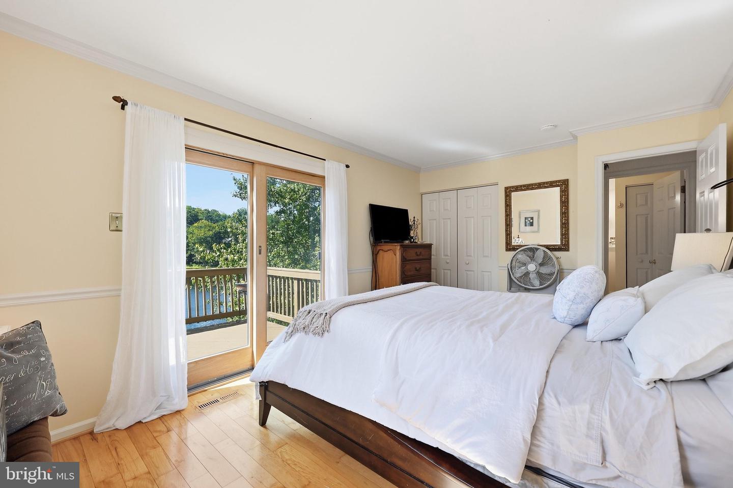 6582 Hemlock Point Rd Property Photo 21